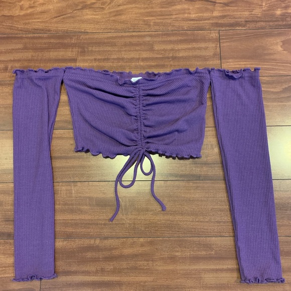 Forever 21 Tops - NWOT Off the Shoulder Top